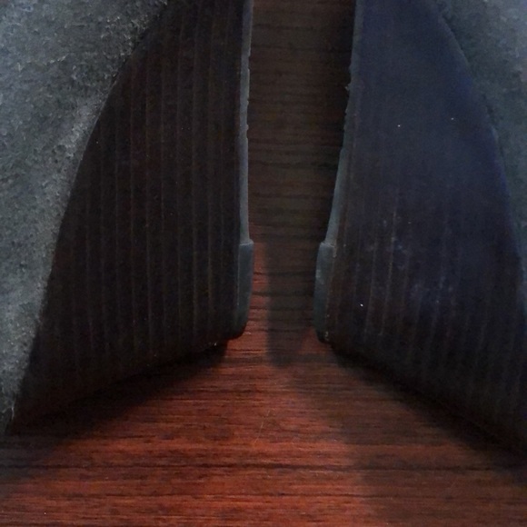 Tory Burch wedge size 8.5 - Picture 5 of 7